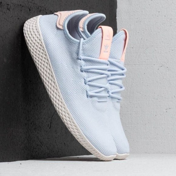 human race tennis blue